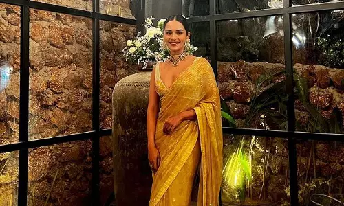 Manushi Chhillars Most Sultry Res Looks