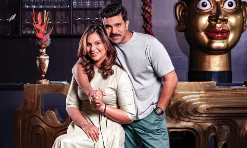 చరణ్ నిజ జీవితంలో బ్యాడ్ యాక్ట‌ర్ : ఉపాస‌న‌