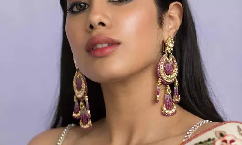 Janhvi Kapoors Timeless Saree Affair