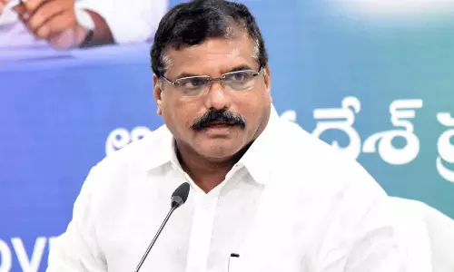 వైఎస్ షర్మిళ రాకపై బొత్స హాట్ కామెంట్స్!