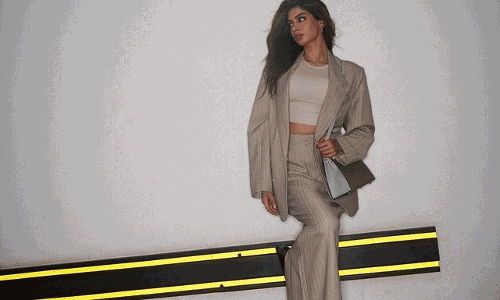 Khushi Kapoors Fashion Brilliance