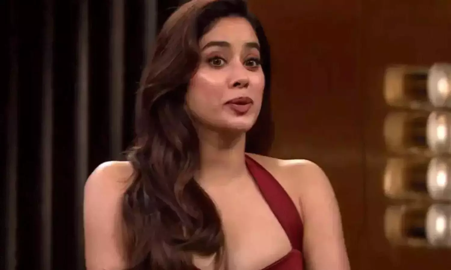 జాన్వీ-శిఖ‌ర్ మ‌ధ్య‌ గుట్టు ర‌ట్టు చేసాడే!