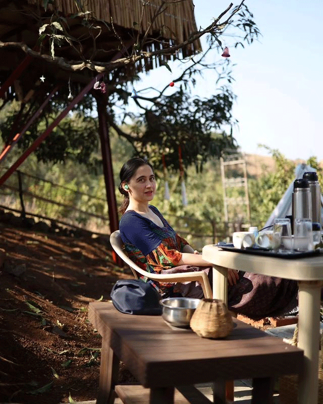 Sanjeedas Thanks 2023 With Trendsetting Outfit