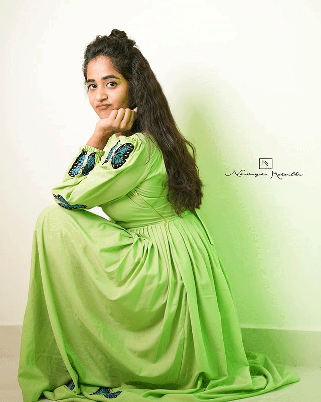 Deepthi Sunainas Lavender Saree Affair