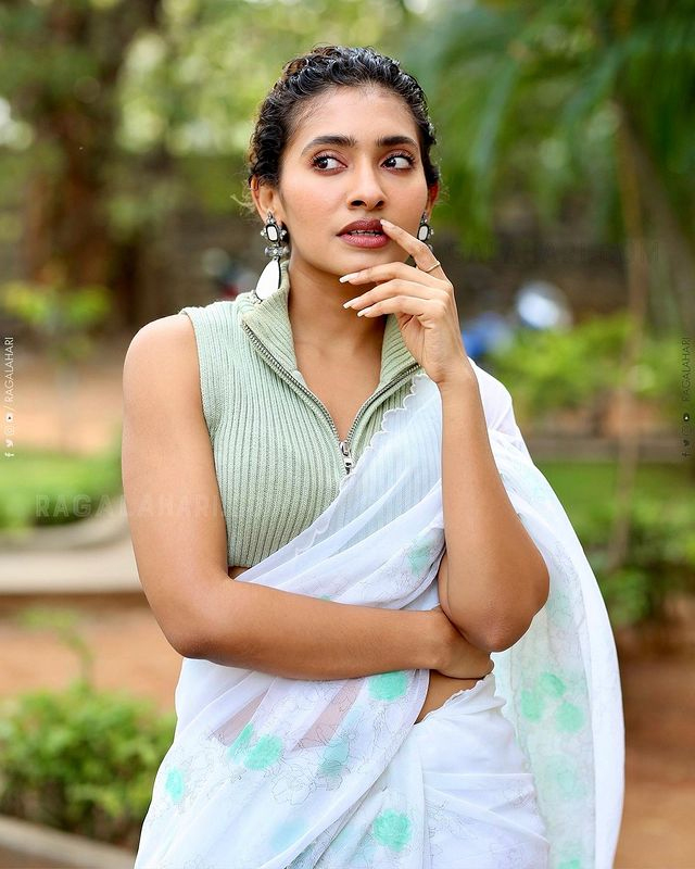 Gnaneswari Kandregula Stuns in a Variety of Looks in Recent Photos Gnaneswari Kandregula Stuns in a Variety of Looks in Recent Photos
