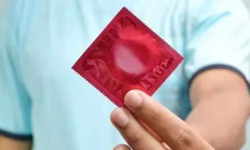 న్యూ ఇయర్ రోజు ఏమి జరిగింది... గంటకు 1722 యూనిట్ల కండోమ్స్‌!