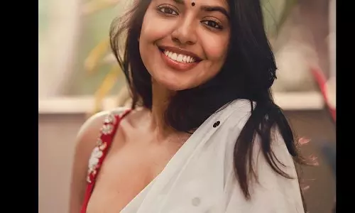 Shivani Rajasekhar flaunts Elegance in White Saree