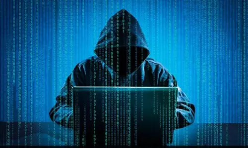 బాలీవుడ్ కమెడియన్ ను ట్రాప్ చేసిన సైబర్ నేరగాళ్లు