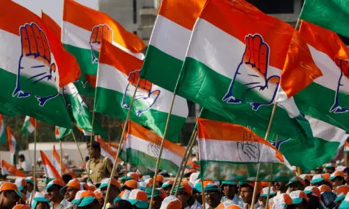 కాంగ్రెస్‌ పార్టీలో చేరనున్న రెండో ఎమ్మెల్యే ఈయనేనా?