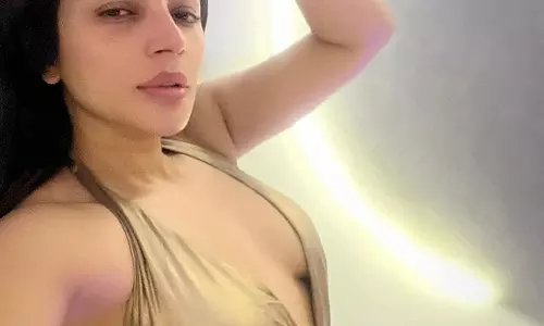 Shama Sikandars Tempting Treat like a Wafer!