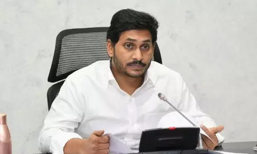 రెండేళ్ల తర్వాత లోటస్‌ పాండ్‌ కు జగన్‌.. అసలు ఏం జరుగుతోంది?