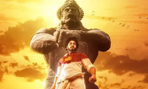 మా సినిమాని కావాలనే తొక్కేస్తున్నారు : హనుమాన్ నిర్మాత