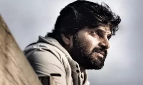 పాకిస్తానీ సినిమా రీమేక్‌లో యువ‌హీరో?