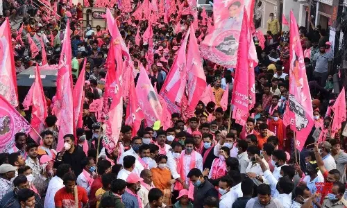 సొంత నేతలే ముంచారా ?