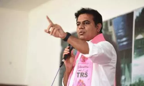 కేసీయార్ మరో మర్రి చెన్నారెడ్డి...!?