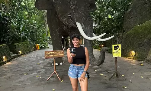 Lahari Shari Having A Blast In Bali!