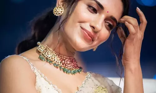 Ruhani Sharma Shines Like an Angel