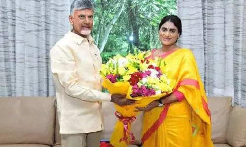 షర్మిల మీద వైసీపీ ట్రోల్స్...!