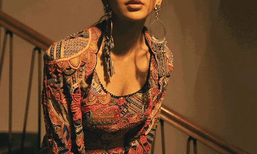 Rakul Preet Singh looks dreamy in modern attire