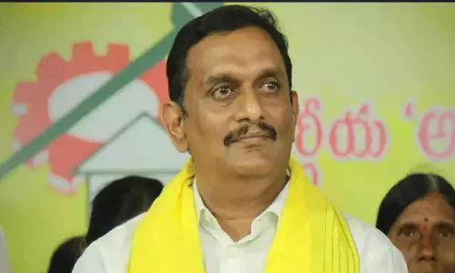 చిన్నికి ఇల్లు అలకగానే పండగ కాదన్నమాట!