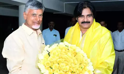 బాబు పవన్ భేటీ : సీట్ల పంచాయతీ తెగలేదా...!?