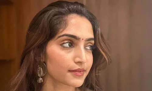 Stunning Beauty Rebba Monica Shines In Saree