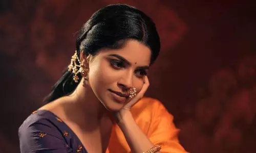 Divya Bharathi Brings Traditional Yet Vintage Vibe Divya Bharathi Brings Traditional Yet Vintage Vibe