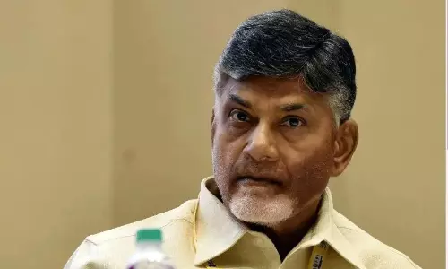 ప్లాన్  బీ సిద్ధం చేస్తున్న చంద్రబాబు... షర్మిళకు వెల్  కం షాక్?