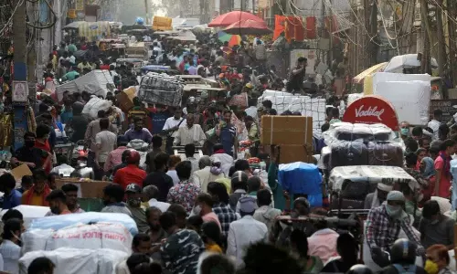 దేశంలో పేదలు లేని రాష్ట్రం ఇదే... తెలుగు రాష్ట్రాల్లో పరిస్థితి..?