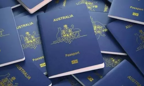 ఆసిస్  గోల్డెన్  వీసా రద్దు... భారత్  కు ఎంత ఎఫెక్ట్?