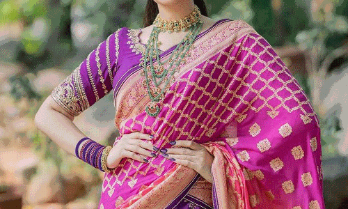 Sreemukhis striking appearance in half saree