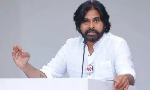 రెండు సీట్లను ప్రకటించిన పవన్... బాబుపై సంచలన వ్యాఖ్యలు!