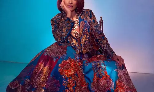 Shriya Sarans Short Hair Glam Remains Allegra Song Times