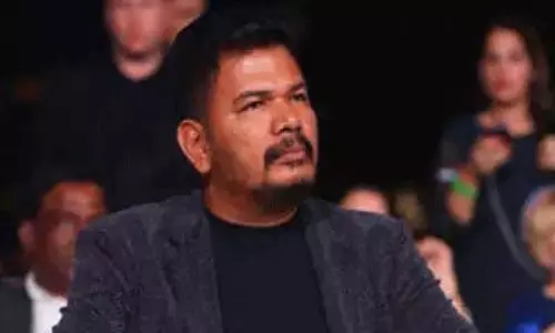 ఈ బిగ్ డైరెక్టర్.. ఇంకా ఎన్నిసార్లు ఇలా..