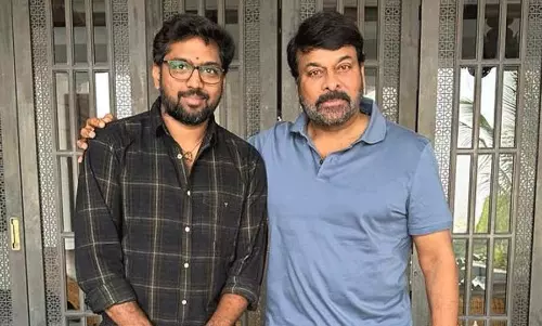 విశ్వంభ‌ర‌లో చిరు పాత్రపై లీకులు