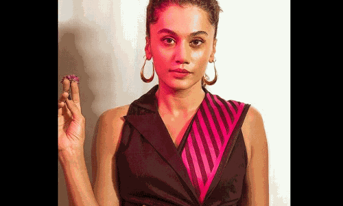 Taapsee oozes elegance with black saree