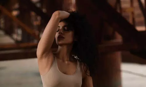 శోభిత స్టన్నింగ్ లుక్.. ఆ ఫ్రేమ్ ఫుల్ హీట్!