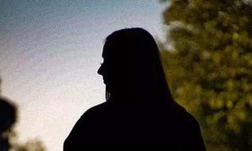 కుటుంబ ప‌రువు దిగ‌జార్చిందంటూ న‌టిపై అత్త ఫైర్!