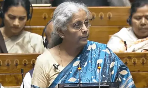 మధ్యంతరానికి తగ్గట్లే.. నిర్మలమ్మ సింఫుల్ స్పీచ్