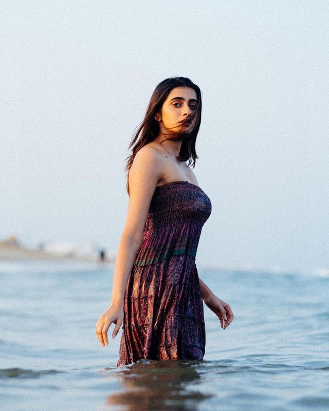 Maanaasa Steals The Hearts With Exquisite Photoshoot