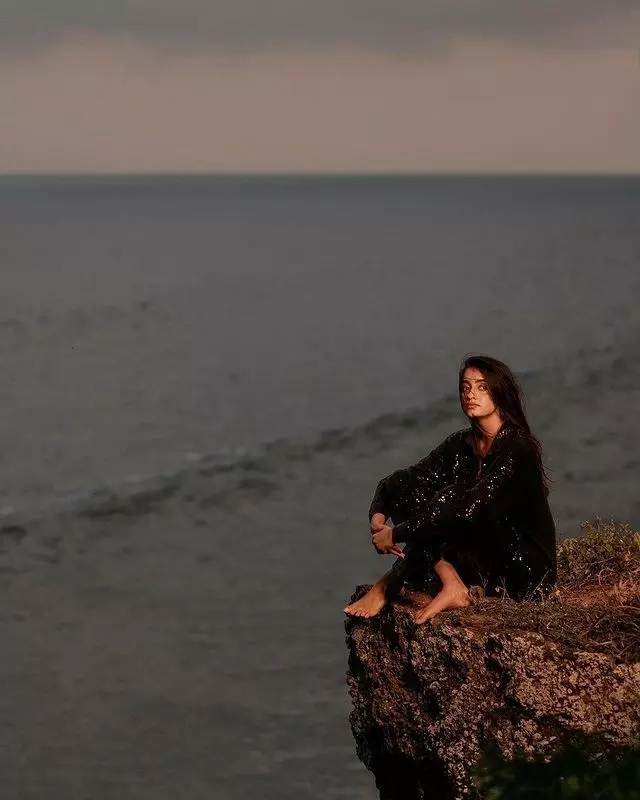 Maanaasa Steals The Hearts With Exquisite Photoshoot