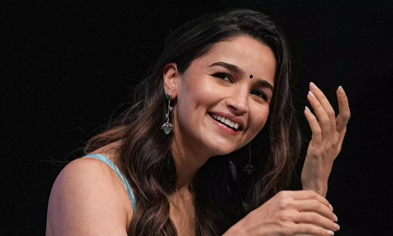 తొలి మ‌హిళా ఏజెంట్‌గా ఆలియా విన్యాసాలు