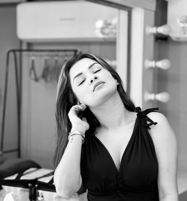 Avneet Kaur Shines in Every Frame Avneet Kaur Shines in Every Frame