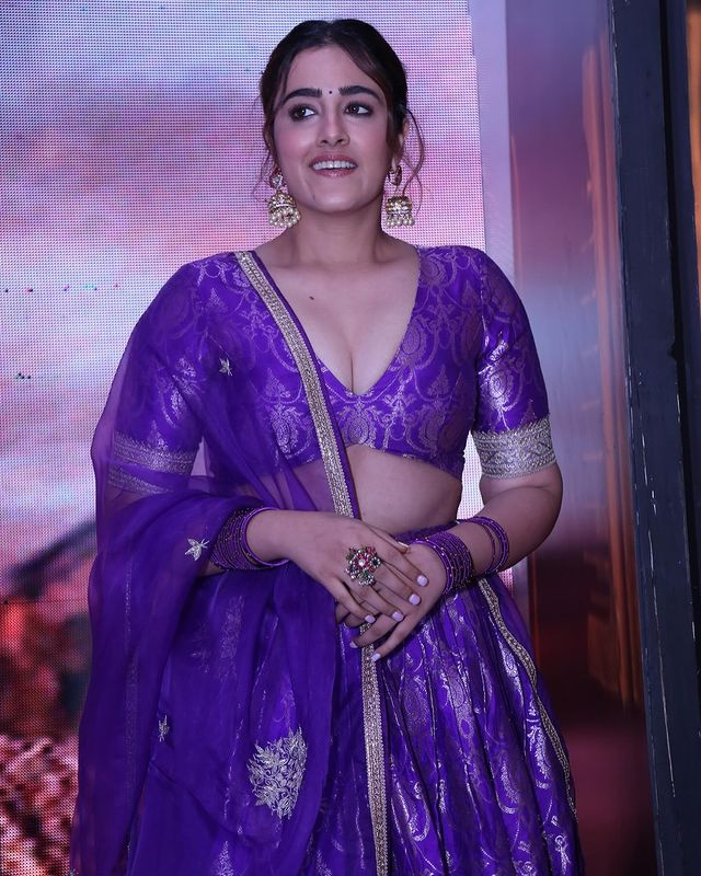 Nupur Sanon Dazzles in Blue Lehenga Nupur Sanon Dazzles in Blue Lehenga