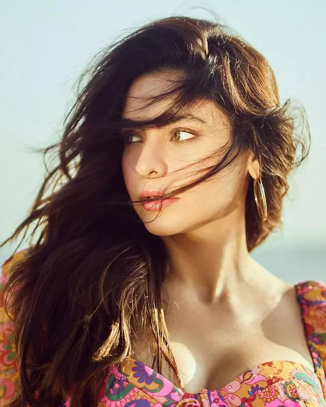 Aamna Stunning Look Makes You Fall in Love