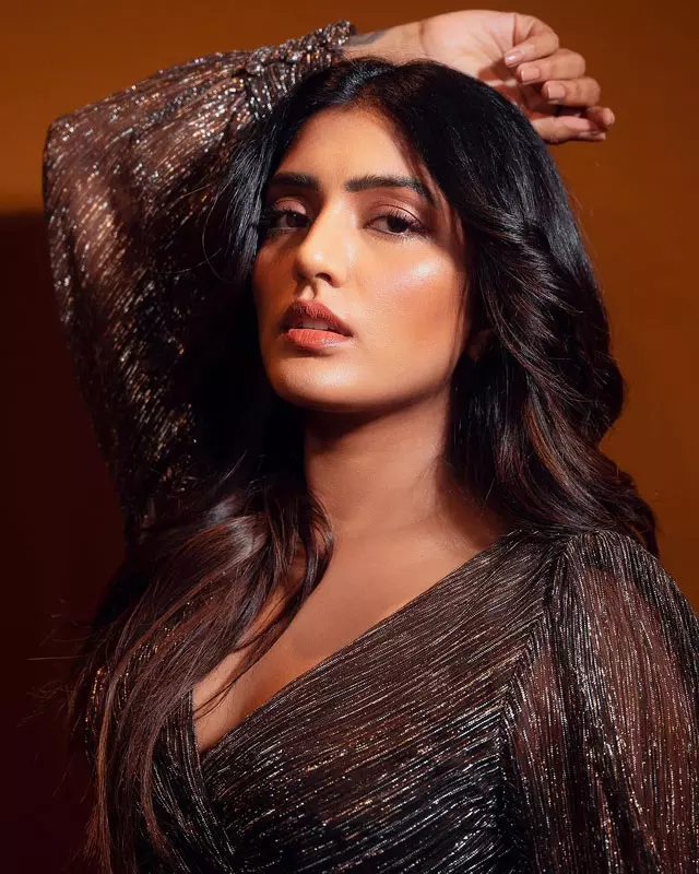 Eesha Rebba Simple Yet Beautiful Look