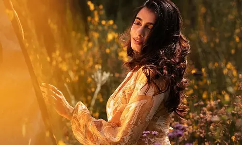 Maanaasa Steals The Hearts With Exquisite Photoshoot