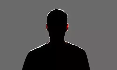 అతడు.. ఆమె అయ్యాడు.. బిగ్ బాస్ తో ఆమెకు దొరికాడు