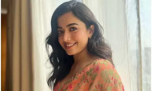 చీరలో కూడా రష్మిక గ్లామర్ ఎటాక్