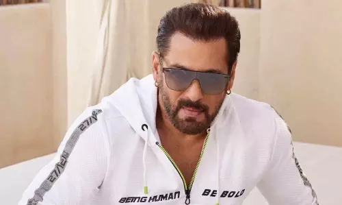 ప్ర‌భాస్- బ‌న్ని మ‌ధ్య‌లోకి స‌ల్మాన్ దూరాడు!